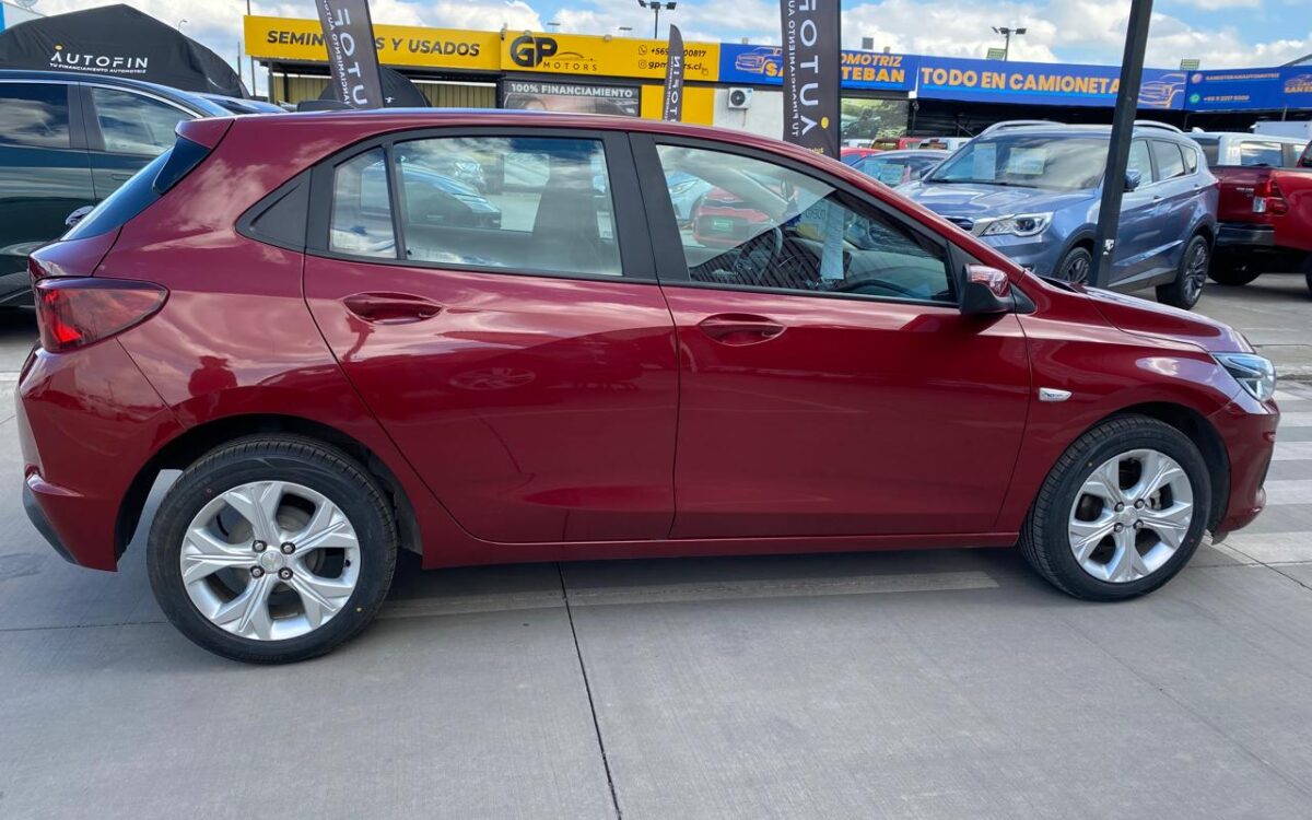 Chevrolet Onix — foto 6 de 21