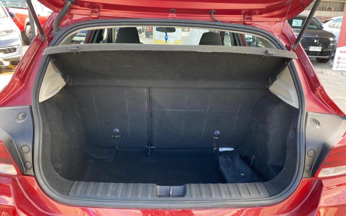 Chevrolet Onix — foto 16 de 21