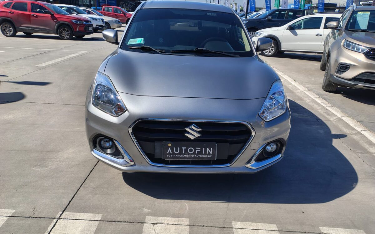 Suzuki Dzire — foto 4 de 13