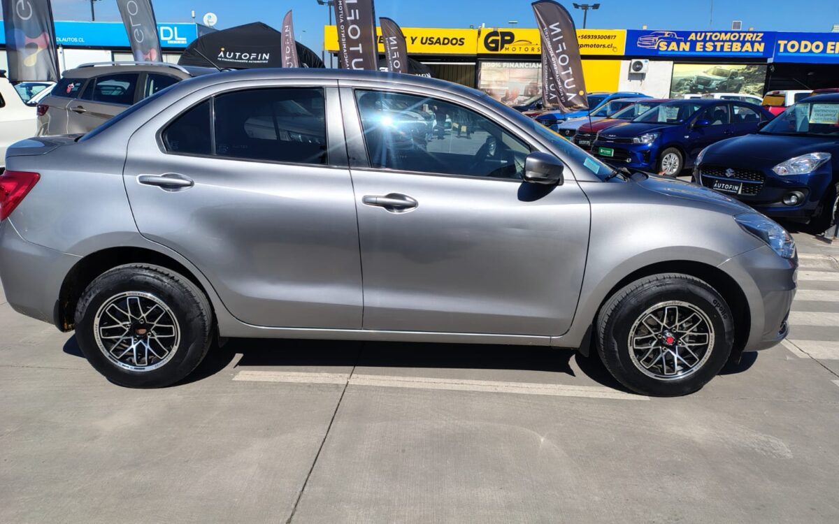 Suzuki Dzire — foto 6 de 13