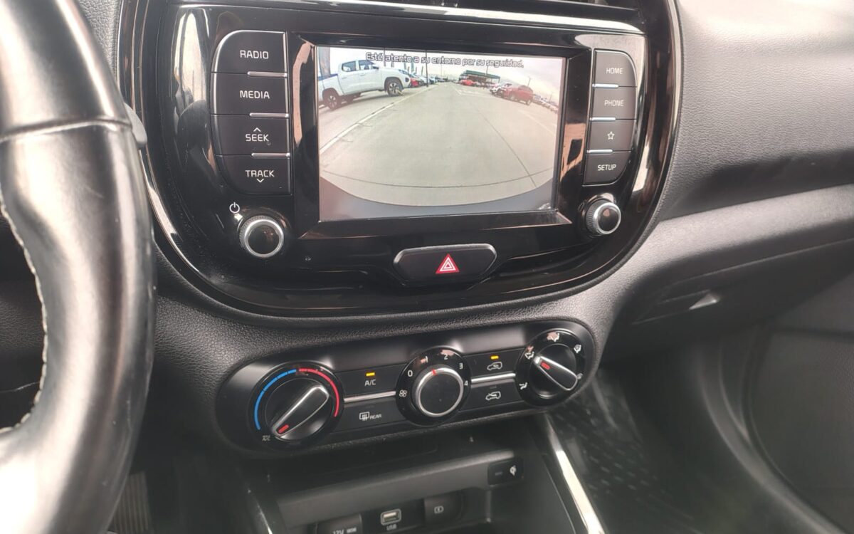 KIA Soul — foto 11 de 20