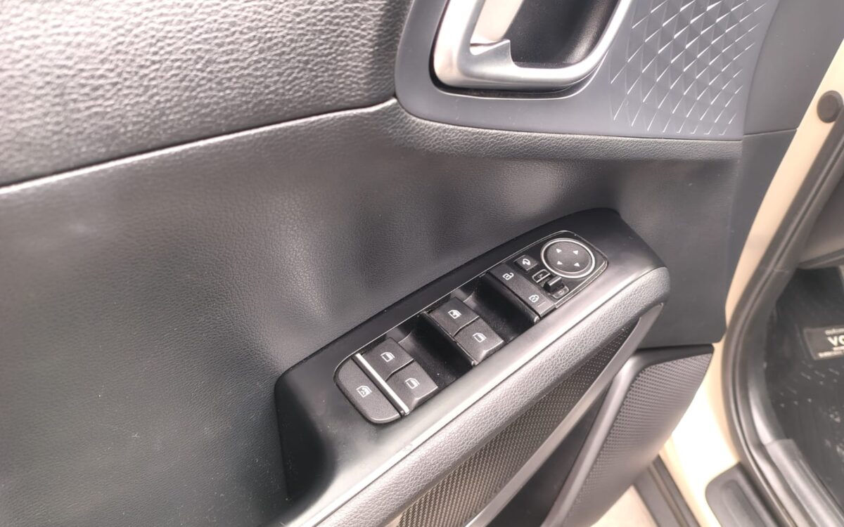 KIA Soul — foto 12 de 20