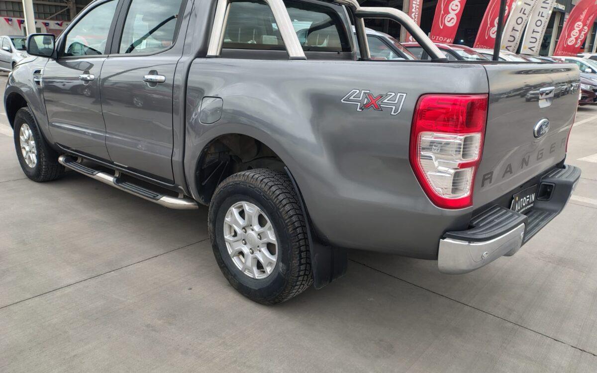 Ford Ranger Xlt — foto 5 de 17