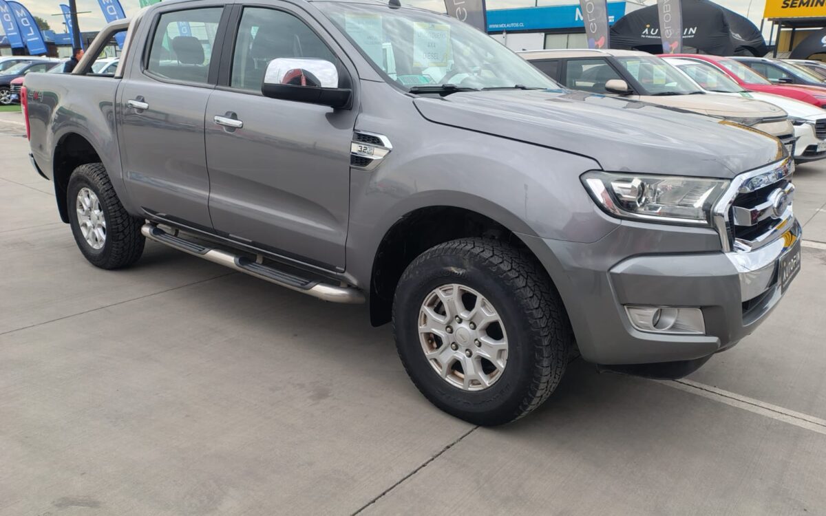Ford Ranger Xlt — foto 4 de 17