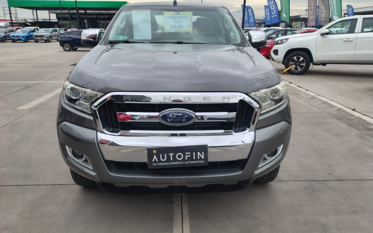 Ford Ranger Xlt — foto 3 de 17