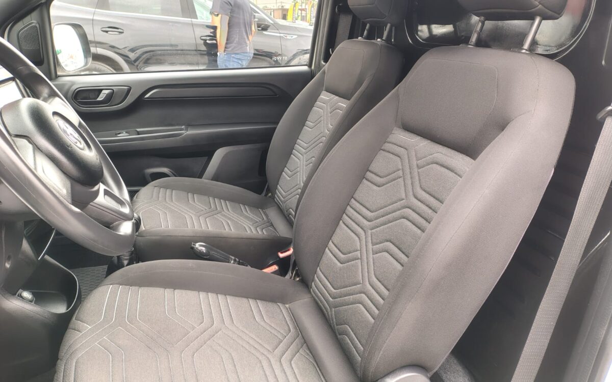 RAM 700 Rapid 1.4L St — foto 11 de 19