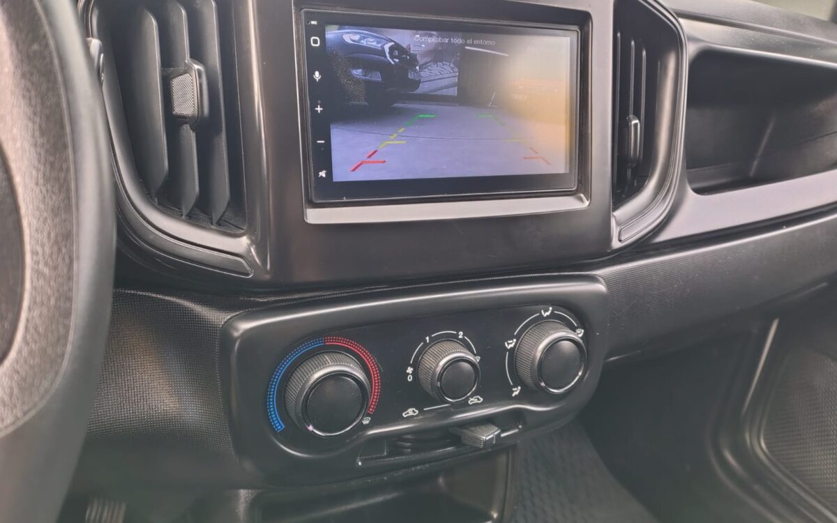 RAM 700 Rapid 1.4L St — foto 18 de 19