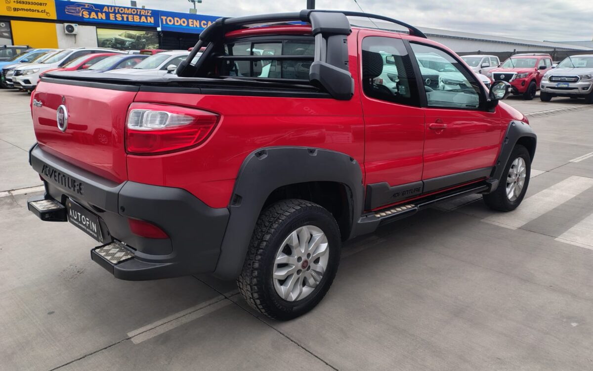 Fiat Strada Dcab — foto 8 de 14