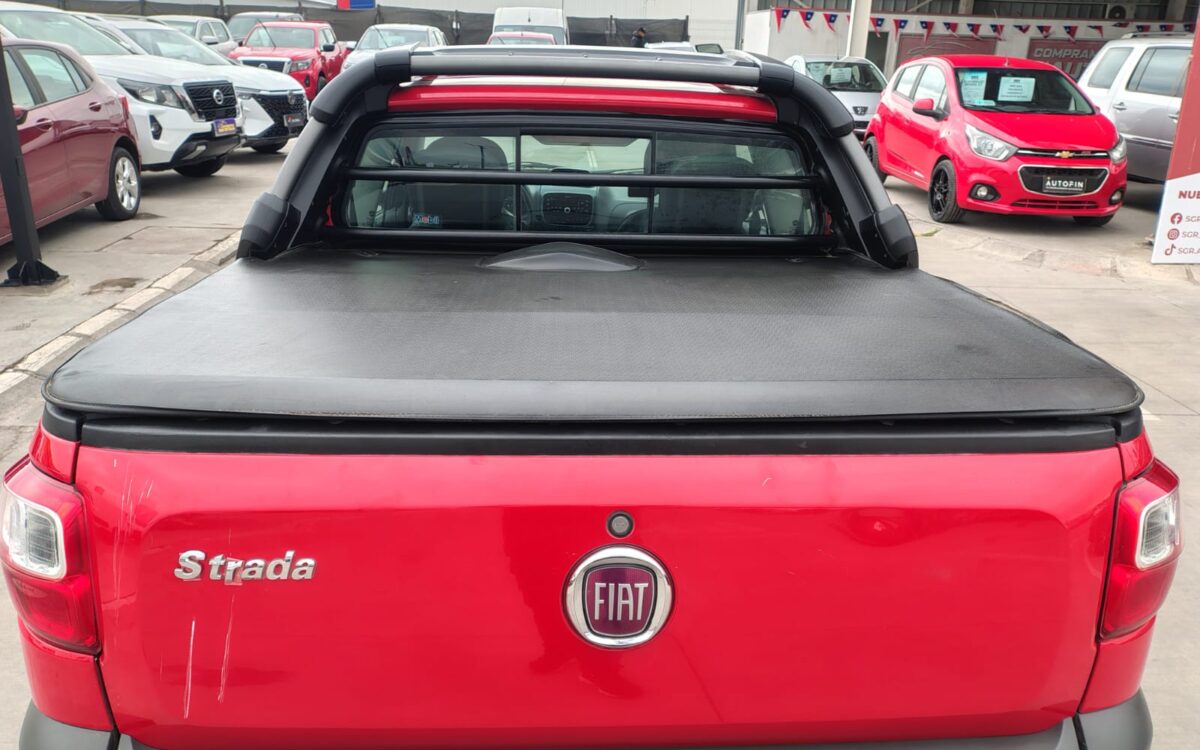 Fiat Strada Dcab — foto 11 de 14