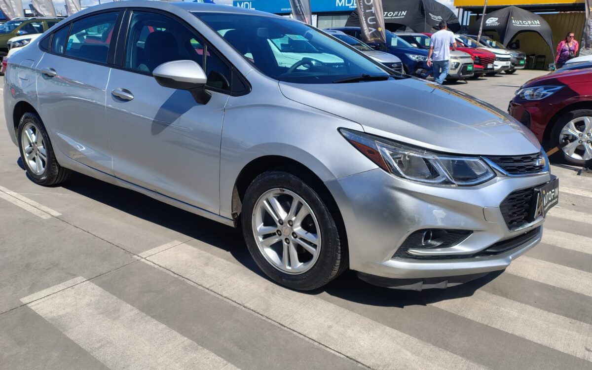 Chevrolet Cruze — foto 2 de 21