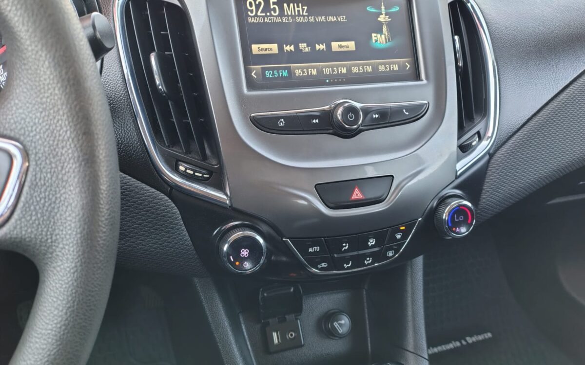 Chevrolet Cruze — foto 21 de 21